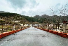 <strong>鄉(xiāng)村旅游示范村展藍(lán)冠注冊廳設(shè)計|嶺澗白</strong>